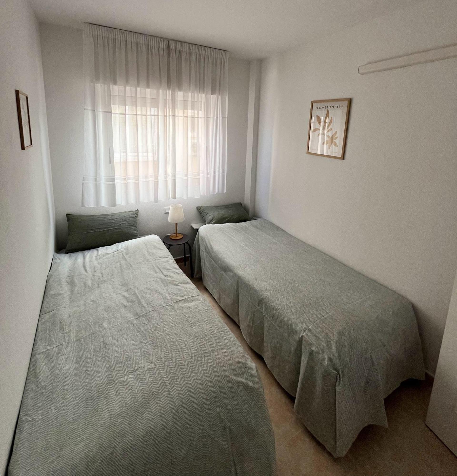 Torrevieja 2 Bedrooms Appartment 外观 照片